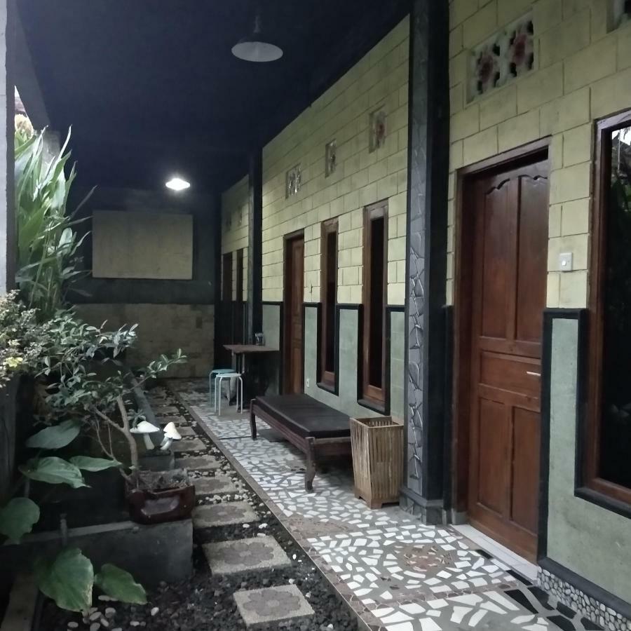 Buana Asti Homestay Tabanan  Ngoại thất bức ảnh